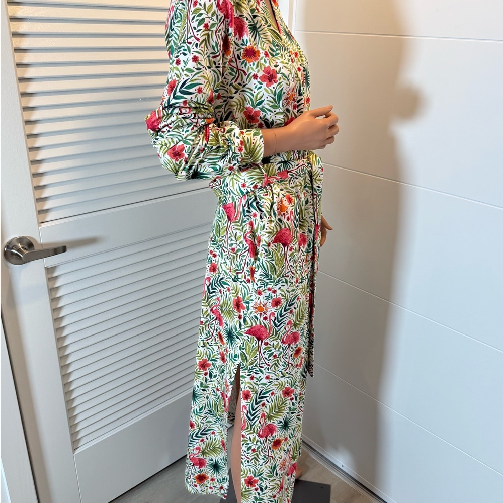 Mason Grey Floral Long banded robe small - Picture 4 of 13